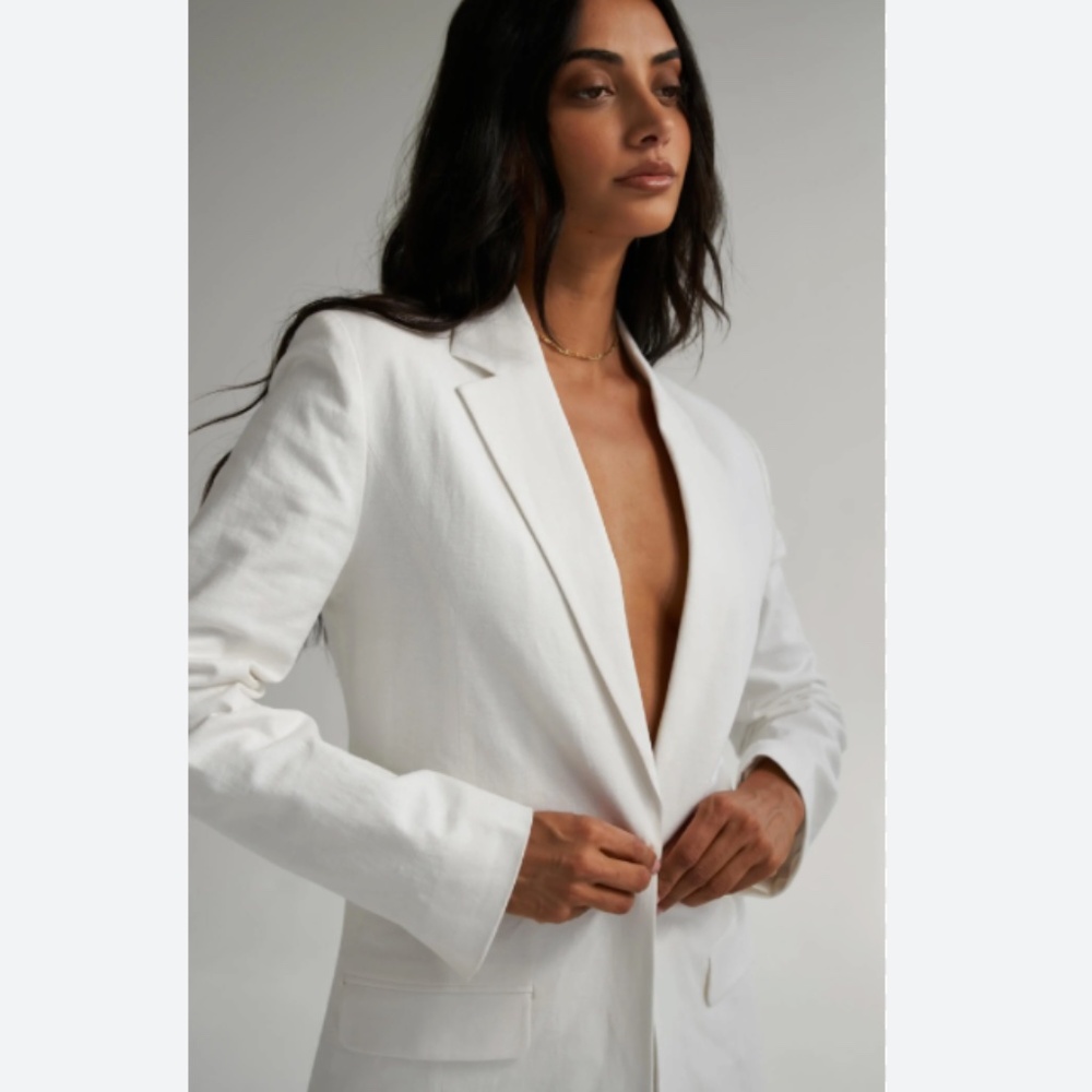 Banana Republic White Blazer